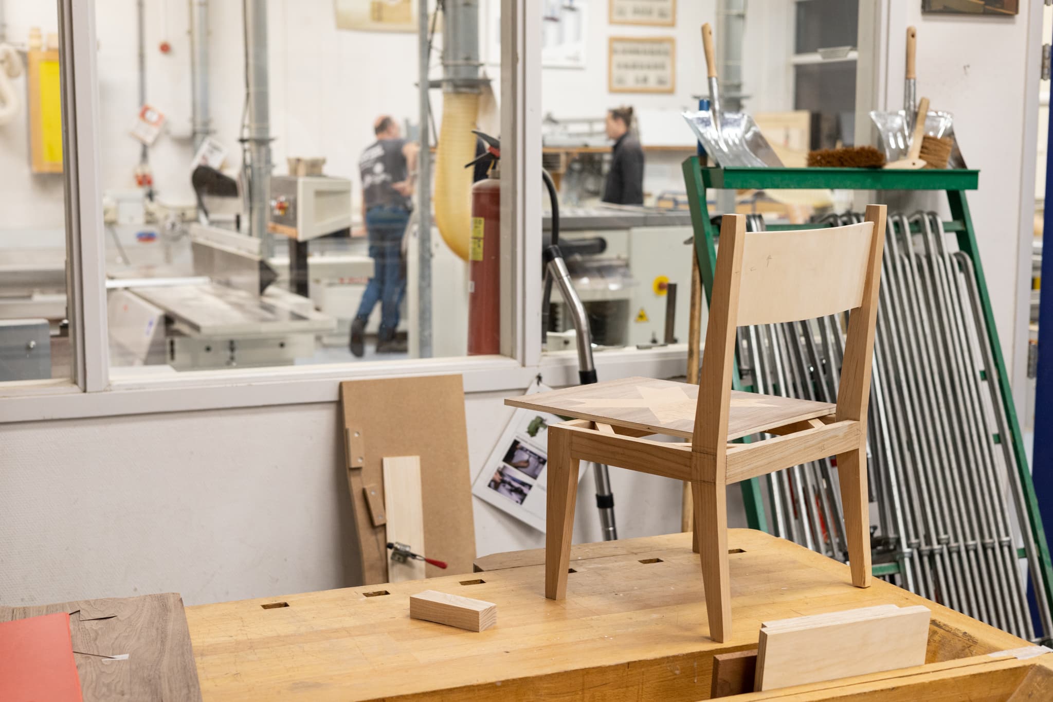 training meubelmaken houten stoel