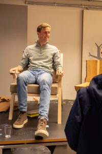 expositie meubelmaken eindstuk stoel van deelnemer bij training cibap next