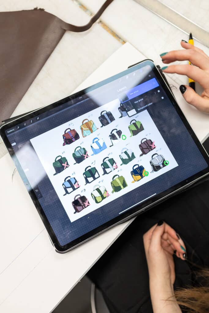 ontwerpen voor een leren tas gemaakt in procreate